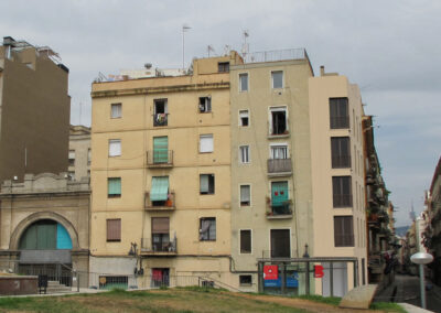 Edificio plurifamiliar de dos viviendas en dúplex